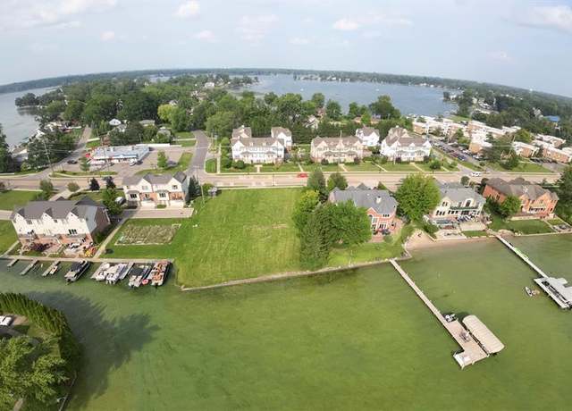 Property at 1540 Cass Lake Rd, Keego Harbor, MI 48320