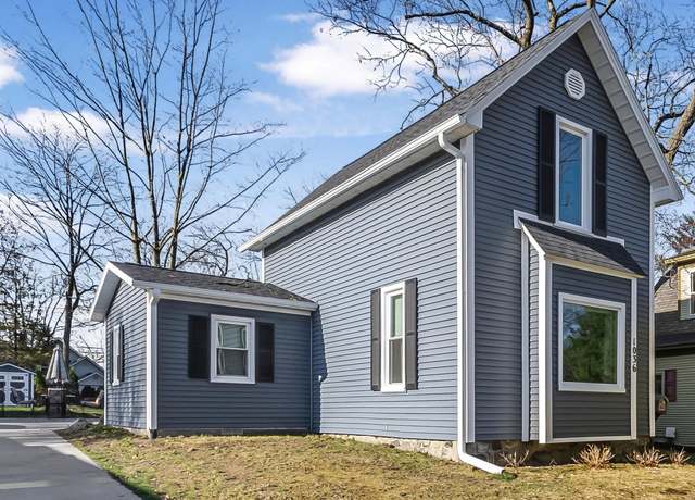 Property at 1036 E State St, Traverse City, MI 49686, 3 beds, 1 bath