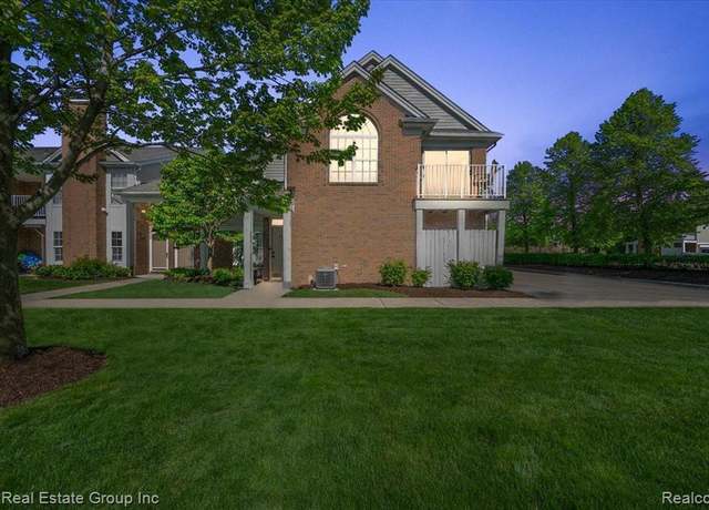 Property at 46104 BALDWIN Dr, Macomb, MI 48044 5218, 2 beds, 2 baths