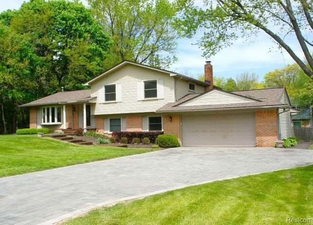 Property at 1616 MARK HOPKINS Rd, Bloomfield Hills, MI 48302 2647, 4 beds, 3 baths