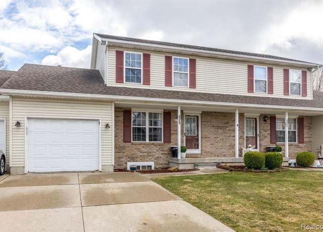 Property at 1421 WHISPERING WOODS Ln, Marysville, MI 48040 1773, 2 beds, 2 baths
