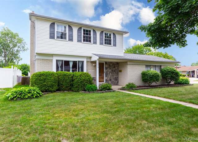 Property at 10849 Michael St, Taylor, MI 48180 3213, 3 beds, 2.5 baths