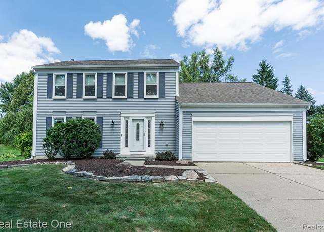 Property at 2200 N Fairview Ln, Rochester Hills, MI 48306 3930, 3 beds, 1.5 baths