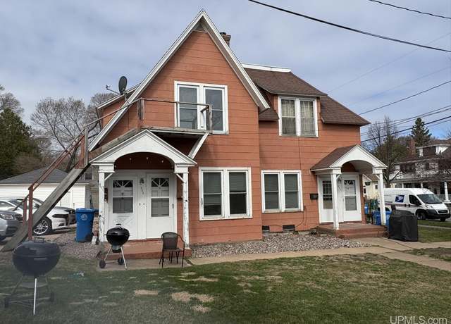 Property at 323-325 N Front St, Marquette, MI 49855, 5 beds, 4 baths