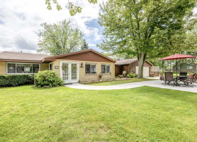 Property at 7474 Cardinal Rd, Lexington, MI 48450, 2 beds, 1 bath