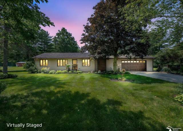 Property at 2225 Steiner Rd, Monroe, MI 48162, 4 beds, 2 baths