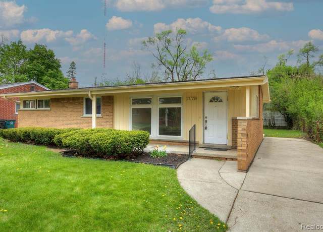 Property at 15120 Northfield Blvd, Oak Park, MI 48237 1551, 3 beds, 1.5 baths