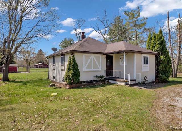 Property at 3127 KEEWAHDIN Rd, Fort Gratiot, MI 48059 3412, 3 beds, 1.5 baths