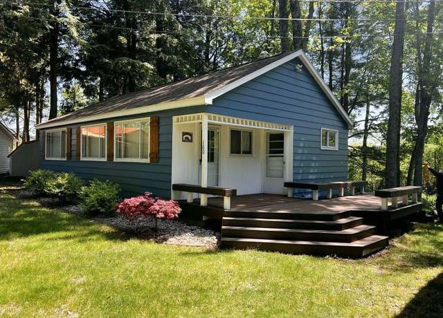 Property at 160 White Birch Ln, Cadillac, MI 49601, 3 beds, 1 bath