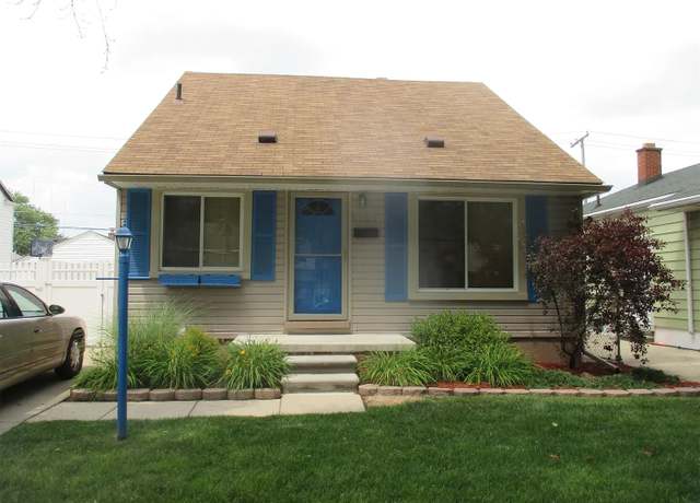 Property at 2082 MICHIGAN Blvd, Lincoln Park, MI 48146 3732, 3 beds, 1 bath