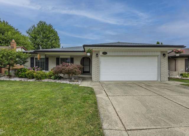 Property at 39526 Timberlane Dr, Sterling Heights, MI 48310, 3 beds, 2 baths