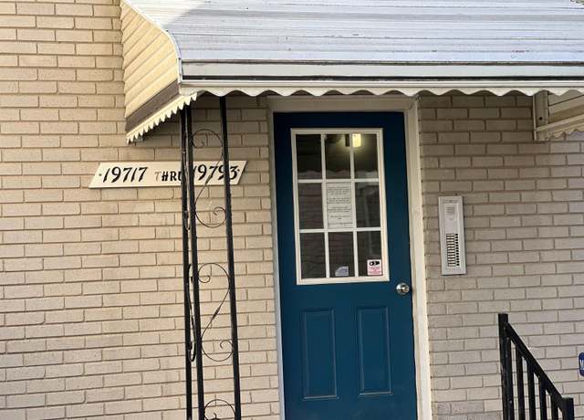 Property at 19791 Martin Rd #11, Saint Clair Shores, MI 48081, 2 beds, 1 bath