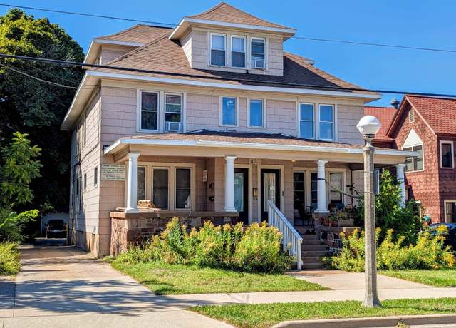 Property at 421 N Front St, Marquette, MI 49855, 6 beds, 5 baths
