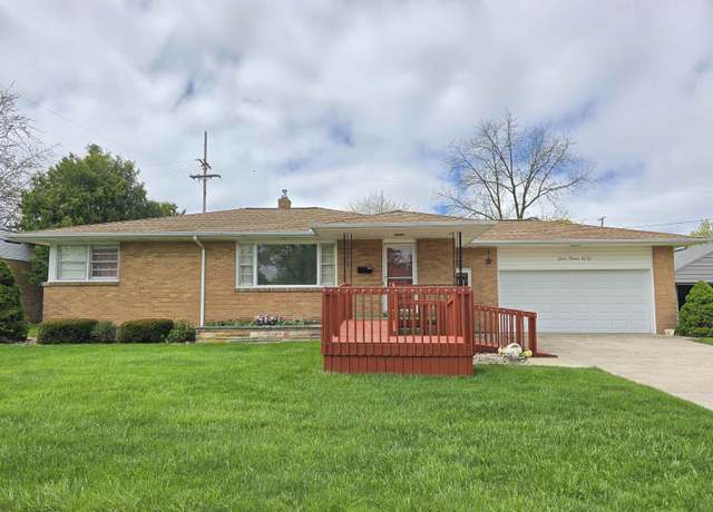 Property at 1900 S Van Buren St, Bay City, MI 48708, 3 beds, 2 baths