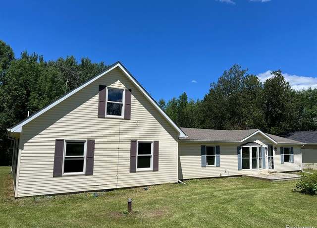 Property at 6555 E CRANBERRY LAKE Rd, Harrison, MI 48625 9025, 4 beds, 2 baths