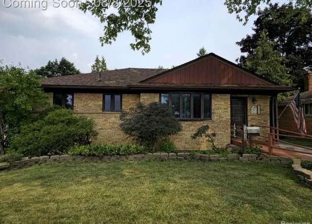 Property at 9036 Merriman Rd, Livonia, MI 48150 3987, 3 beds, 1.5 baths