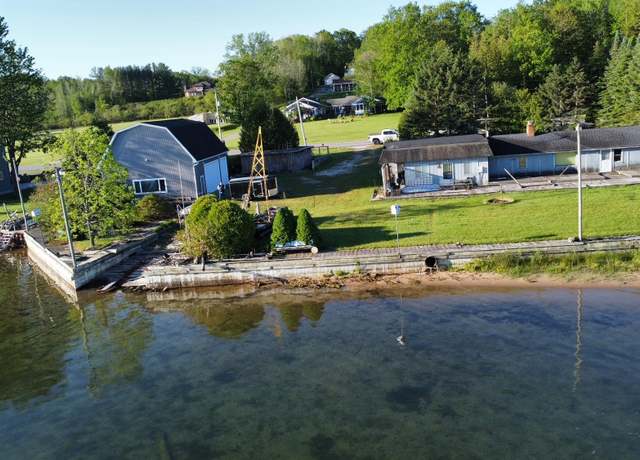 Property at 4472 Crescent Beach Rd, Onekama, MI 49675, 3 beds, 2 baths