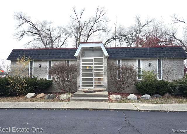 Property at 880 N FORD Blvd, Ypsilanti, MI 48198 4136