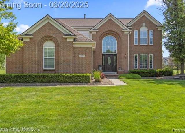 Property at 379 Springfield Dr, Canton, MI 48188 1967, 4 beds, 2.5 baths