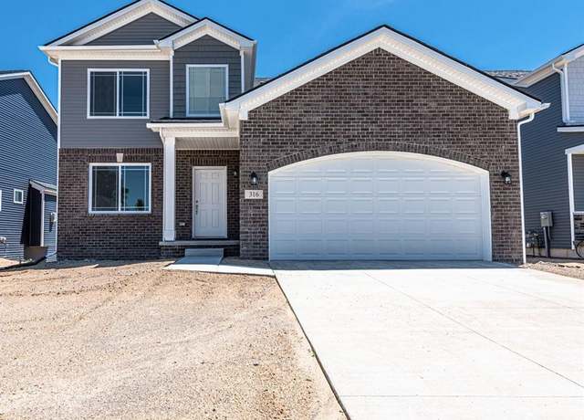 Property at 53172 Woodland Mdws, Chesterfield, MI 48047, 4 beds, 2.5 baths