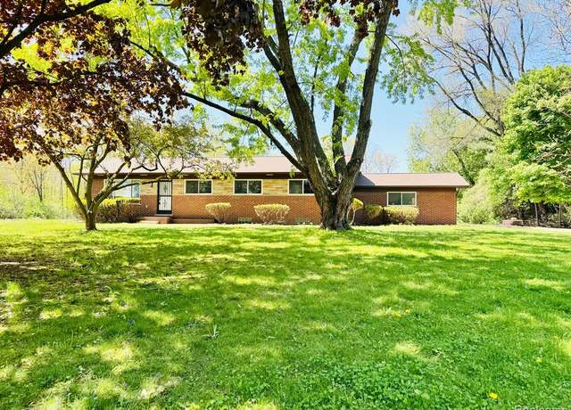 Property at 28625 RANCHWOOD Dr, Southfield, MI 48076 2471, 3 beds, 1.5 baths
