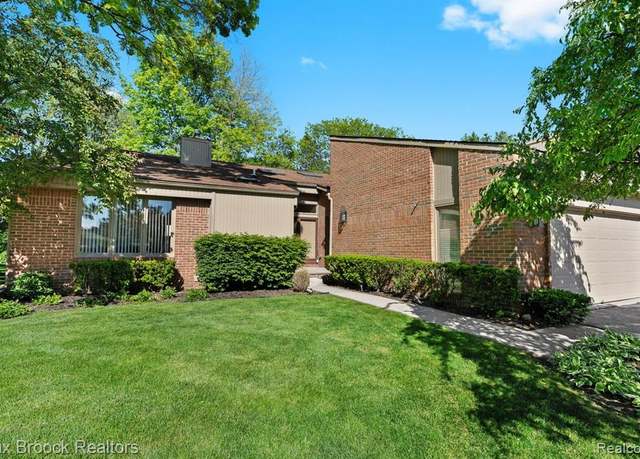 Property at 36798 TANGLEWOOD Ln, Farmington Hills, MI 48331 1947, 2 beds, 2 baths