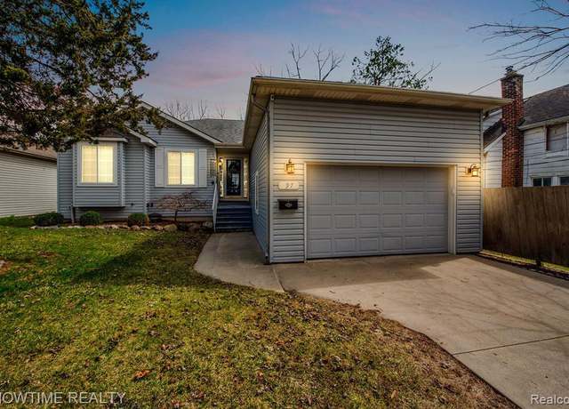 Property at 97 AVERY St, Mount Clemens, MI 48043 5900, 4 beds, 2.5 baths