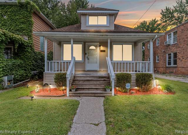 Property at 246 E Chesterfield St, Ferndale, MI 48220 2588, 3 beds, 1 bath