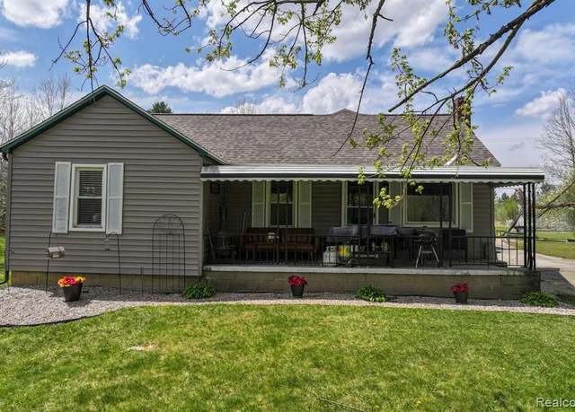 Property at 8119 N Dort Hwy, Mount Morris, MI 48458 1206, 3 beds, 1 bath