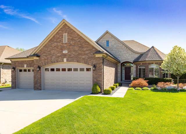 Property at 53480 Fitzgerald Dr, Macomb, MI 48042, 3 beds, 2.5 baths
