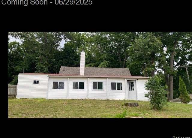 Property at 1264 Lakeshore Dr, Columbiaville, MI 48421 9771, 2 beds, 1 bath