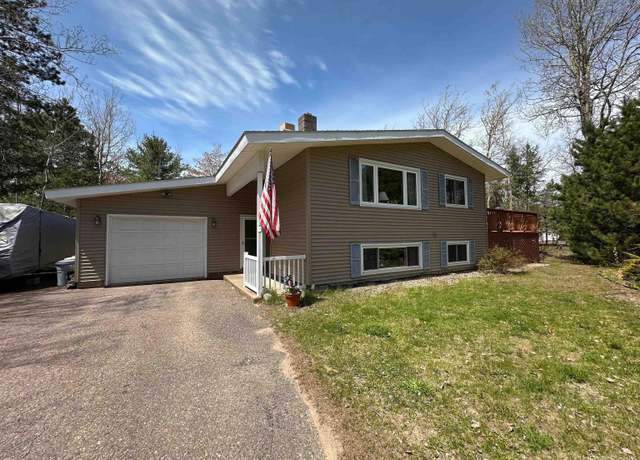 Property at 464 Lakewood Ln, Marquette, MI 49855-0000, 3 beds, 2 baths