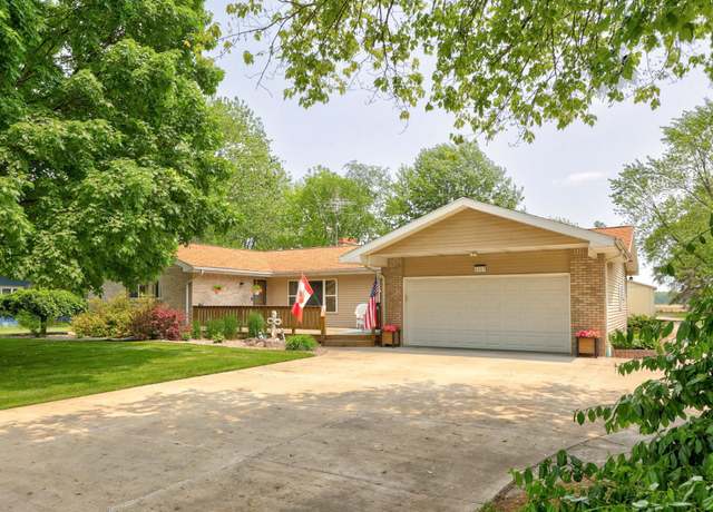 Property at 1517 S Beyer Rd, Saginaw, MI 48601, 3 beds, 2.5 baths
