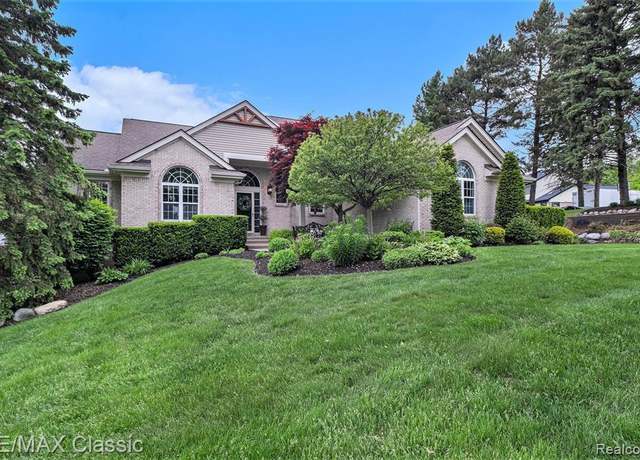 Property at 30447 RIDGE Ct, New Hudson, MI 48165 8531, 5 beds, 3.5 baths