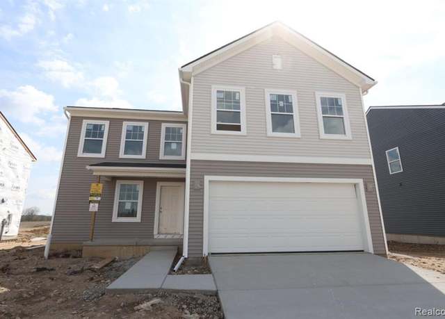 Property at 511 Cumberland Trl, Chelsea, MI 48118, 3 beds, 2.5 baths