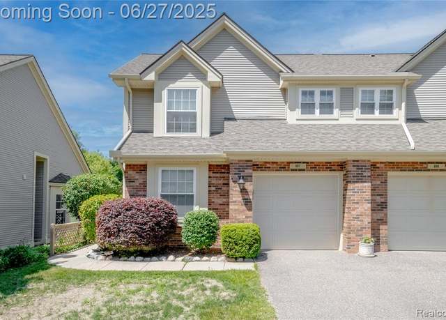 Property at 897 Whisperwood Trl, Fenton, MI 48430 2200, 2 beds, 2 baths