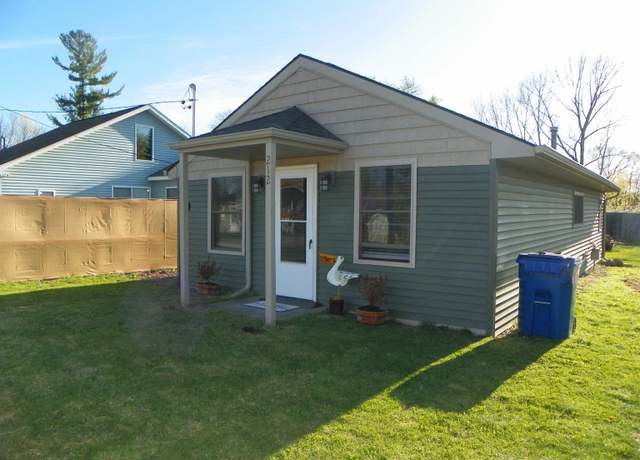 Property at 212 OLIVER Dr, Houghton Lake Heights, MI 48629, 2 beds, 1 bath