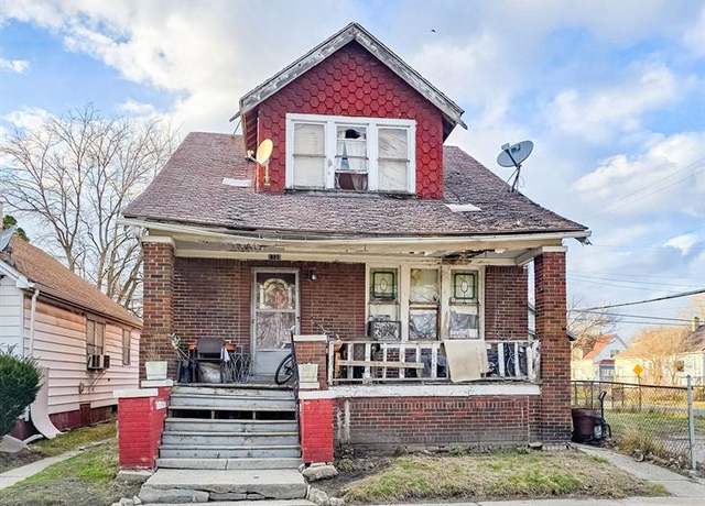 Property at 2139 MCPHERSON St, Hamtramck, MI 48212 4209, 3 beds, 1 bath
