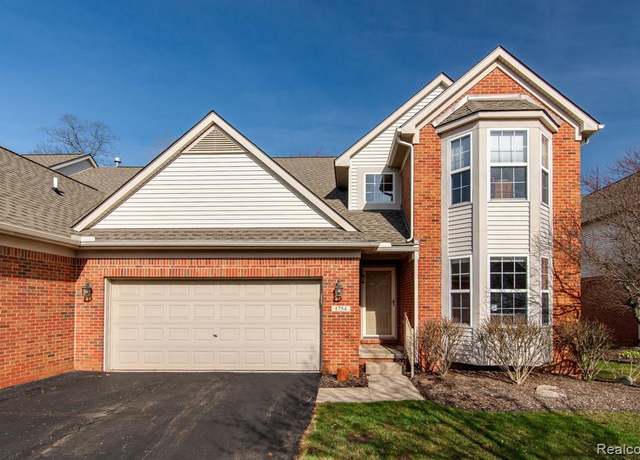 Property at 1754 GENOA Cir, Howell, MI 48843 9211, 2 beds, 2.5 baths