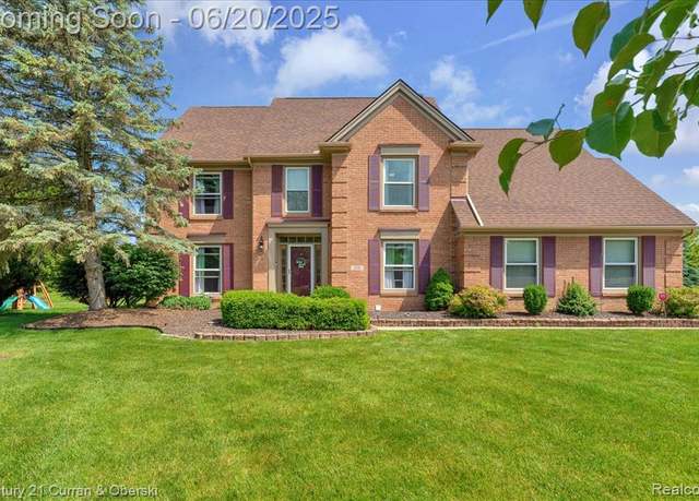 Property at 100 Mornington Ct, Canton, MI 48188 3020, 5 beds, 2.5 baths