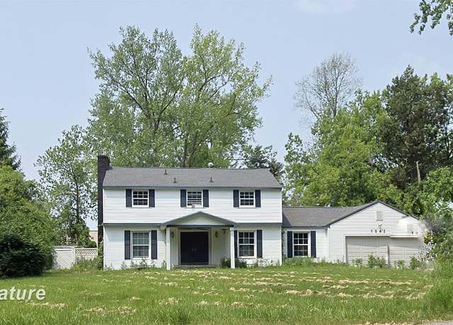 Property at 1043 Orchard Rd, Essexville, MI 48732, 3 beds, 2.5 baths