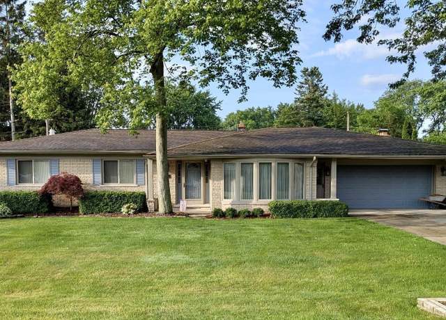 Property at 6748 Yarborough Dr, Shelby Twp, MI 48316, 3 beds, 1.5 baths