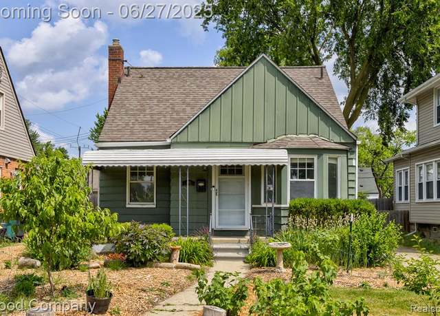Property at 830 W HAZELHURST St, Ferndale, MI 48220 1692, 3 beds, 2.5 baths