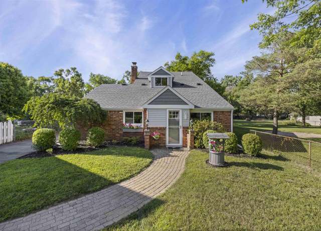 Property at 8311 Rhode Dr, Shelby Twp, MI 48317, 3 beds, 3 baths