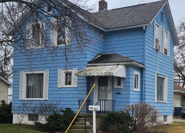 Property at 400 S Johnson St, Bay City, MI 48708, 3 beds, 1.5 baths