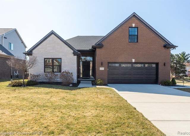 Property at 33503 CAPRI Ct, Livonia, MI 48152 1476, 3 beds, 3 baths