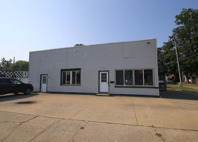 Property at 518 W Michigan Ave, Three Rivers, MI 49093-2129