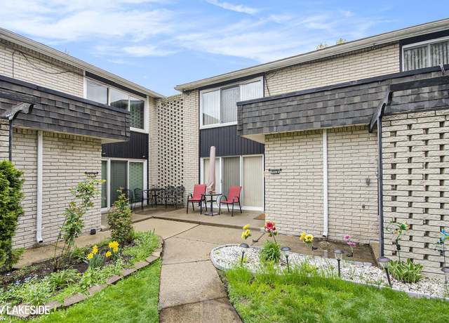 Property at 8208 Karam Blvd #4, Warren, MI 48093, 2 beds, 1.5 baths
