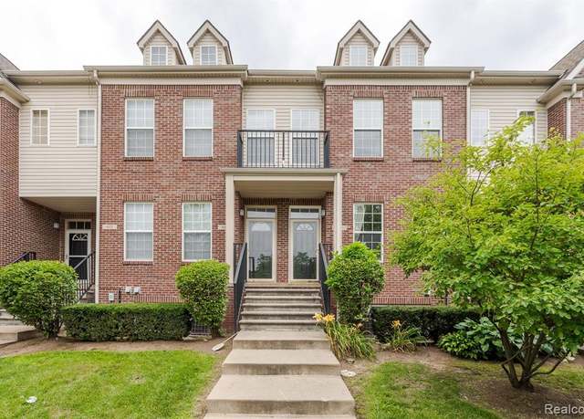 Property at 621 SUMMERFIELD Dr, Westland, MI 48185 9665, 2 beds, 2.5 baths