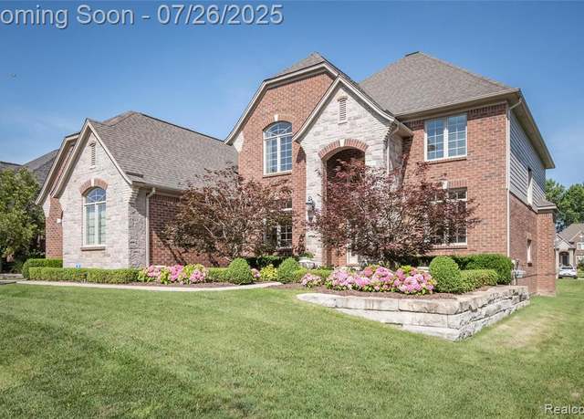 Property at 55712 Glenbrooke Dr, Shelby Twp, MI 48316 6316, 4 beds, 3.5 baths